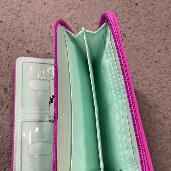 Vera Bradley Wallet - Picture 6 of 8